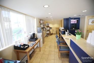 Storage Image 18