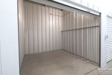 Storage Image 18