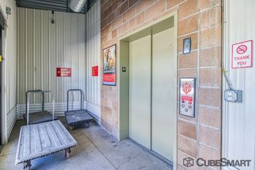 Storage Image 10
