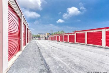 Storage Image 8