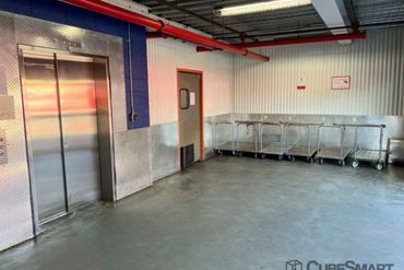 Storage Image 12