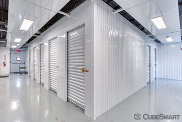 Storage Image 9