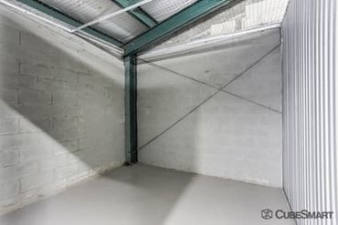 Storage Image 8