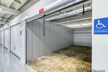 Storage Image 8