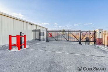 Storage Image 12