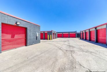 Storage Image 8