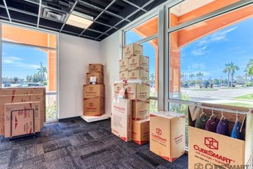 Storage Image 8