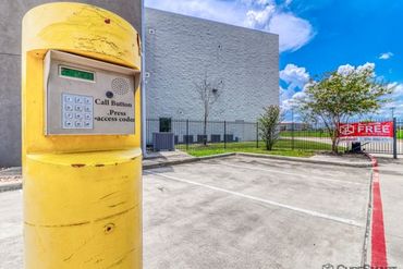 Storage Image 9