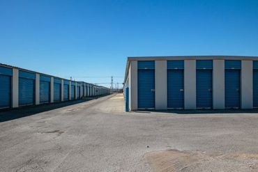 Storage Image 16