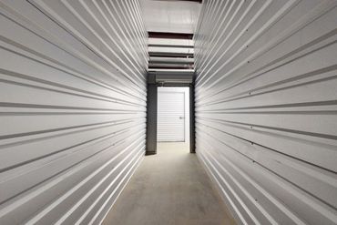 Storage Image 24