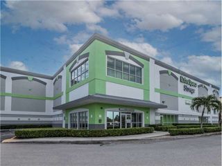 Extra Space Storage - 1466 - Miami - Hammocks Blvd