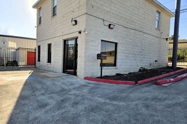 Storage Image 1