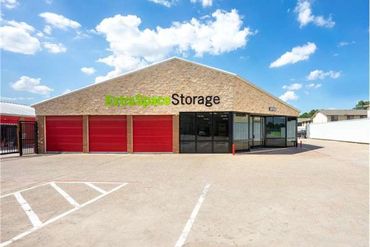 Storage Image 1