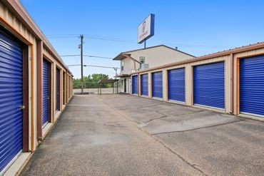 Storage Image 9