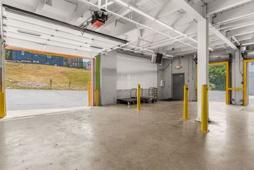 Storage Image 22