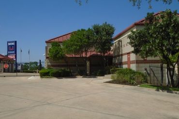 Storage Image 12