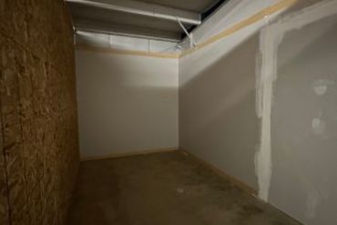 Storage Image 17