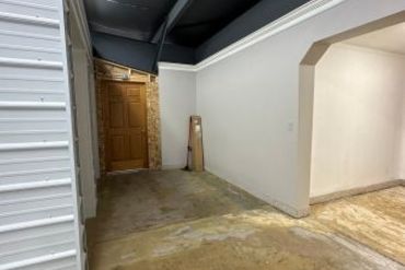 Storage Image 22
