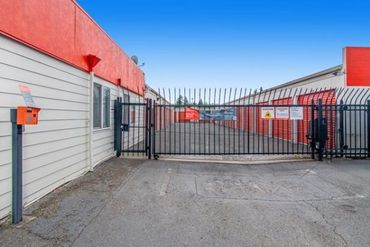 Storage Image 3