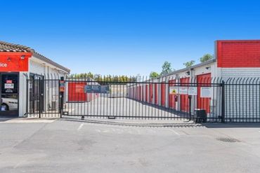 Storage Image 4