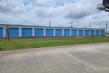 Storage Image 8