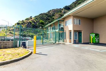 Storage Image 8