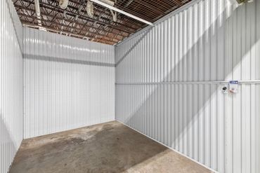 Storage Image 18