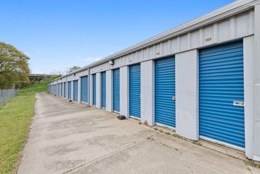 Storage Image 19