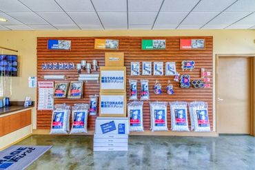 Storage Image 9