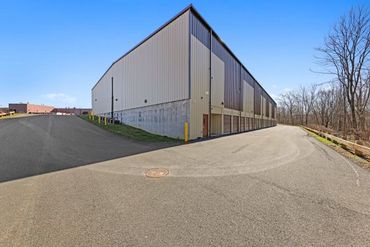 Storage Image 17