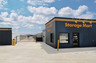 StorageMart - Paris Road