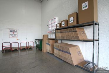 Storage Image 14
