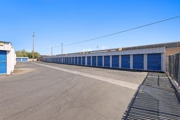 Storage Image 8
