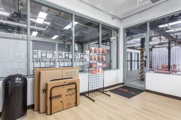 Storage Image 19