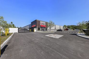 Storage Image 19
