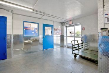 Storage Image 8
