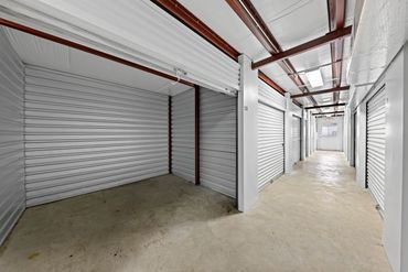 Storage Image 9