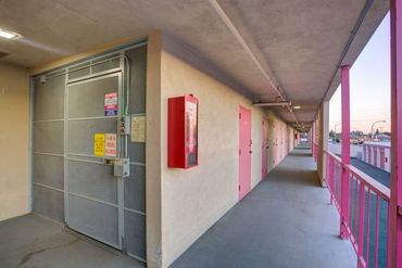 Storage Image 19