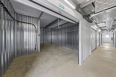 Storage Image 19